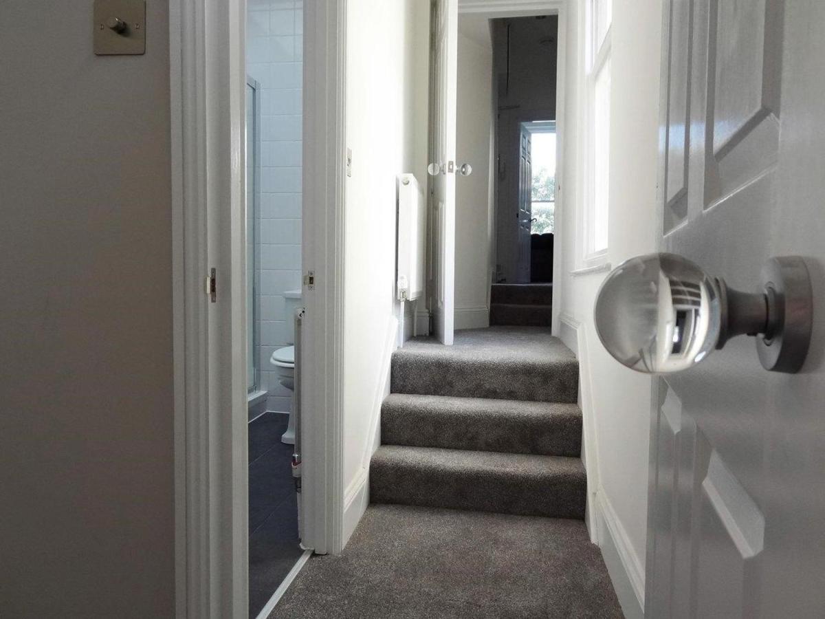 Regency Apartment - Marine Square By Crown Gardens Holiday Homes Brighton Екстер'єр фото